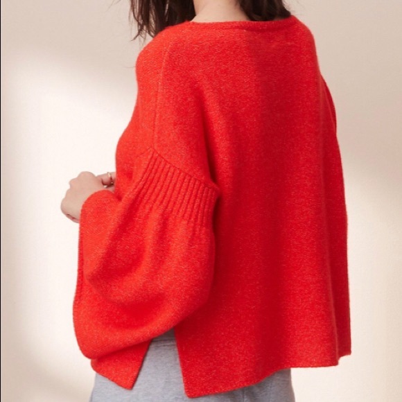 🎉Lou & Grey Red Bell Sleeve Sweater - Picture 2 of 7
